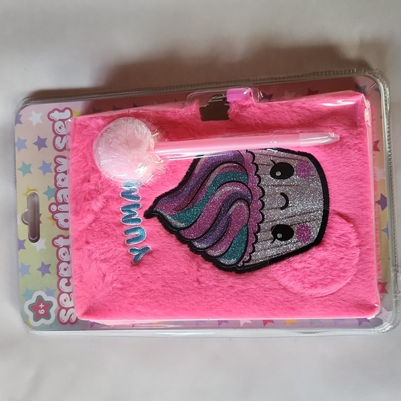 🆕️ Secret Diary Set NWT - Picture 1 of 3